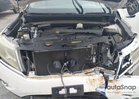 2015 Nissan Pathfinder Platinum из США, поврежденный, VIN 5N1AR2MM0FC615475